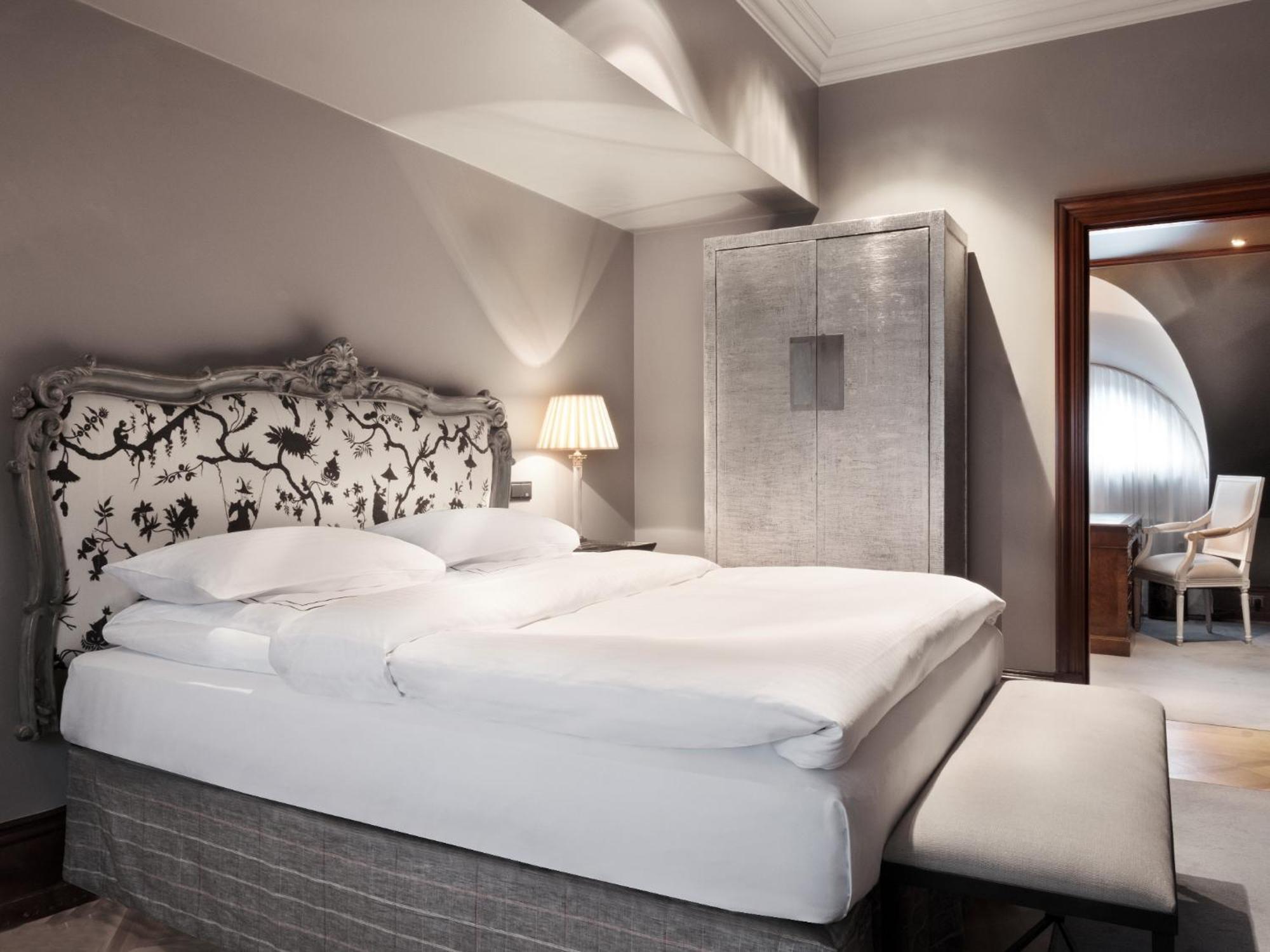 Schlosshotel Berlin Hotel